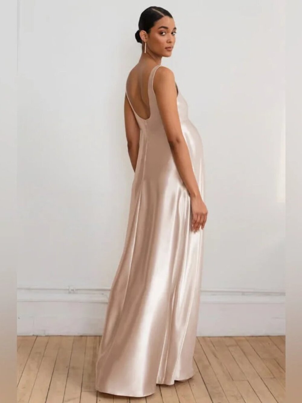 Jenny Yoo Size 6 satin maternity in Latte